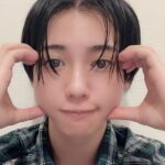 Yutaro Instagram - ゆうたろうの最近のナイトルーティーン🌝 ずっと使っていた牛乳石鹼のスキンケアブランド『スキンライフ』からクレンジングジェルが発売したということで早速使ってみました。 CICA成分が入っててニキビ予防しながら美肌ケア出来るのに価格が680円…？使ってみたら分かるけど値段の何倍以上もの役割果たしてくれるクレンジングなのです。ジェルは肌負担も少ないので肌弱い方も是非お試し感覚で使ってみて欲しい！ #スキンライフ #ニキビケア #スキンケア #メイク落としジェル @skinlifecp