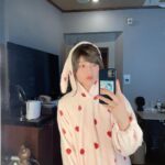 Yutaro Instagram - 明日！テレビ東京 24:30〜 『来世ではちゃんとします3』4話 凪ちゃん的神回です。一日桃ちゃんとラブホで女子会してます🍑🍒💭 勝さんとは全然違う凪ちゃんの顔を楽しんでくださいっ。