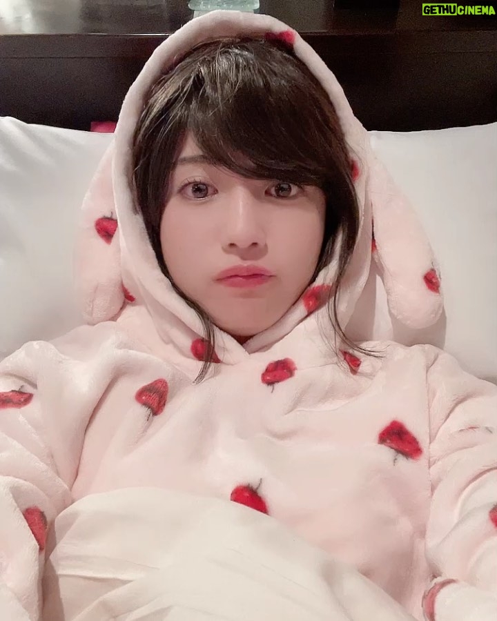 Yutaro - 48.5K Likes - 明日!テレビ東京 24:30〜
『来世ではちゃんとします3』4話
凪ちゃん的神回です。一日桃ちゃんとラブホで女子会してます🍑🍒💭
勝さんとは全然違う凪ちゃんの顔を楽しんでくださいっ。