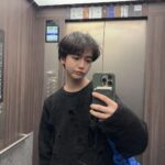 Yutaro Instagram – 鏡あるエレベーターひとりで乗ると撮っちゃう。急に止まって扉開くと鬼焦る。

と共に最近の私服です🦛🐊🦕