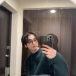 Yutaro Instagram - 鏡あるエレベーターひとりで乗ると撮っちゃう。急に止まって扉開くと鬼焦る。 と共に最近の私服です🦛🐊🦕