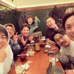 Yuzuru Kawai Instagram - 昨日は上方漫才協会大賞終わり東京後輩ちゃん達と飲ませてもらいました🍻 大阪同様みんなナイスガイ&オモシローです。 最高の夜にしてもらいました☺️ ありがとう。 今日はまた別の最高の夜が待ってる。 楽しみぃ〜🤣