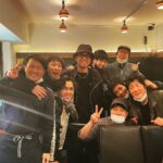 Yuzuru Kawai Instagram - オッサンだらけの地獄クリスマスを経て今日は新ネタライブでした☺️ お越し頂いた皆さんありがとうございました。年末忙しい時期にも関わらず沢山の方々に来て頂けて嬉しかったです。 今年も残りわずかとなりました。明後日28日にアインシュタインのYouTubeで生配信を恐らく15時半頃からやりますので是非是非ご覧下さい！！時間は確定し次第また改めて告知させて頂きます！！！個人的に発表させて頂きたい事(プライベートの事ではなく仕事の事で)もあるので絶対観て頂きたいです。 皆さんも体調はくれぐれもお気をつけ下さい✨
