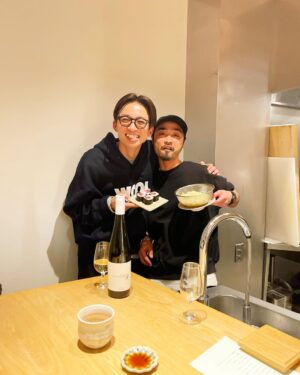 Yuzuru Kawai Instagram - 友達が誕生日のお祝いで大好物の鉄火巻きを作ってくれました🏆

最高でした😭

あと、何度もすいません！
チャリティーのTシャツ沢山の方にご参加頂き本当にありがとうございます。
受付は今日12月5日23時59分までとなっております。宜しければ是非お願い致します☺️

詳しくは『マッシモ　堀江』又は『マッシモオフィシャルストア』で検索してみて下さい！
