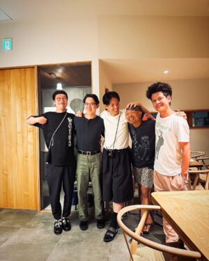 Yuzuru Kawai Instagram - 今の仕事を出来てなくても、きっと何かしら見つけて一生懸命働いてたと思う。

でも、こんなに楽しい毎日ではない気がする。

少しでも自分に関わってくれてる人にほんまに感謝してます。

皆さんの週末がええ週末でありますように✨