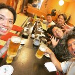 Yuzuru Kawai Instagram – 全国ツアー東京公演ありがとうございました！！

打ち上げで瓶ビールをチェイサーに生ビールを飲むくらい楽しいライブでした✨

広島公演の時もそうでしたが、温かいお客さんで、凄く盛り上げて頂いて最高でした😭

楽し過ぎてスタッフさんと写真撮るの忘れてた、、、

いつもギリギリまで色々と要望を聞いて下さり実現してくれるスタッフさんにも感謝です！！！

次は8月23日福岡🔥

楽しみ過ぎ！！！

#ヤクルト時代の長嶋一茂の髪型　田崎
#もう笑い方は忘れた　トキ
#先輩の単独ライブの楽屋でコーヒー豆を挽き、そしてドリップする男　石井輝明
#普通の人は色白く痩せるところをこんがり焼けて太った　瀬下
#日に日に中身はIKKOさん　河井