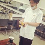 Yuzuru Kawai Instagram – 全国ツアー東京公演ありがとうございました！！

打ち上げで瓶ビールをチェイサーに生ビールを飲むくらい楽しいライブでした✨

広島公演の時もそうでしたが、温かいお客さんで、凄く盛り上げて頂いて最高でした😭

楽し過ぎてスタッフさんと写真撮るの忘れてた、、、

いつもギリギリまで色々と要望を聞いて下さり実現してくれるスタッフさんにも感謝です！！！

次は8月23日福岡🔥

楽しみ過ぎ！！！

#ヤクルト時代の長嶋一茂の髪型　田崎
#もう笑い方は忘れた　トキ
#先輩の単独ライブの楽屋でコーヒー豆を挽き、そしてドリップする男　石井輝明
#普通の人は色白く痩せるところをこんがり焼けて太った　瀬下
#日に日に中身はIKKOさん　河井