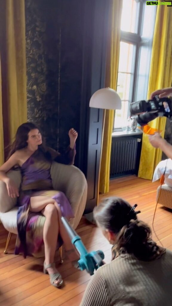 Yvonne Catterfeld Instagram - Vor genau einem Jahr - ein Blick hinter die Kulissen für Euch beim @gaborshoes_official shoot 📸 @joergschieferecke Makeup&Hair @saskiakrause & @felixstoesser Styling @ha_nink