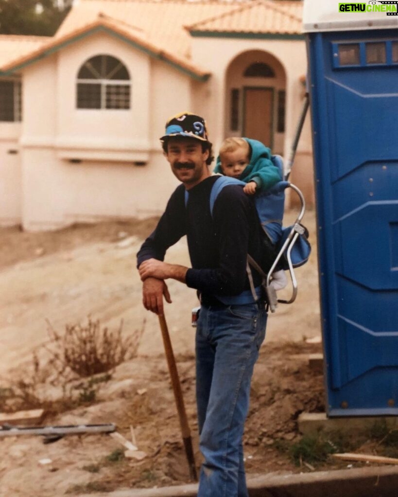 Zac Efron Instagram - 👀 me in back helping my Dad build our house. Honestly- from total scratch- thats the kind of guy he is. Happy Father’s Day, Dad. Love you