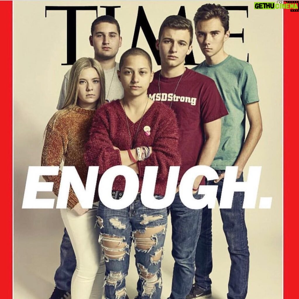 Zac Efron Instagram - I’m so inspired today by our future leaders. I stand with you. #MarchForOurLives