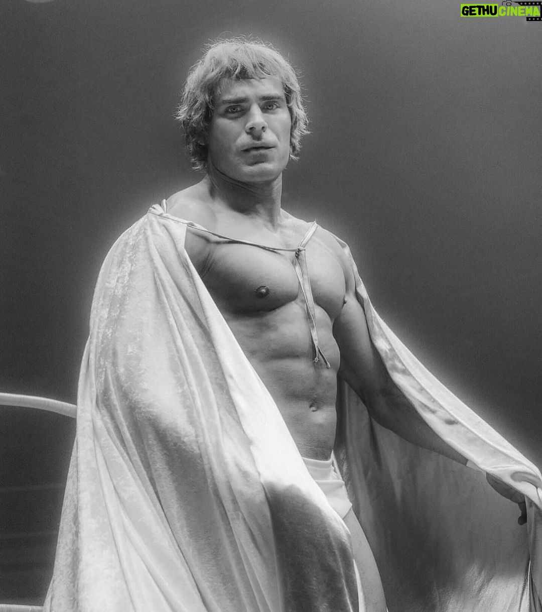 Zac Efron Instagram - I am so grateful for so many things in 2023…professionally i recently had the honor of portraying Kevin Von Erich in The Iron Claw and it is a true privilege to share his incredible story with all of you…personally, i am thankful for friends, family and too many good times to count. Happy New Year to all of you, cheers to an amazing 2024! 📸 @devinyalkin