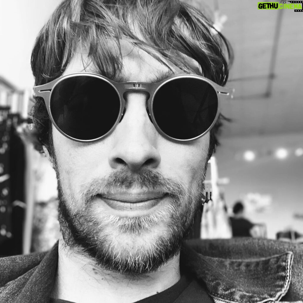 Zach Anner Instagram - Dream with your coolest shades on.