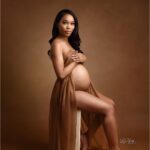Zakiyah Everette Instagram – And I thank you for choosing me
To come through unto life to be
A beautiful reflection of his grace
For I know that a gift so great
Is only one God could create…
Now the joy of my 🌎 is in Harlem 💕
#mommytobe
#HarlemAaliyah
#motheranddaughter 🤎 #maternityshoot @lisayvettephotography Charlotte, North Carolina