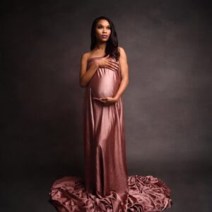 Zakiyah Everette Instagram - H A R L E M 💕 A A L I Y A H • M a r c h  1 9 t h  @ 5:30 P M •  I’m so in love y’all 😢 💕