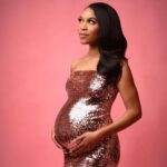 Zakiyah Everette Instagram - 💕💕💕 #39weekspregnant waiting on my nugget 😌💕 @lisayvettephotography @harlemaaliyah said it’s ghetto out here in the world , she told me to let her know when it’s less crazy , so I’ll wait lol #maternityphotography #babygirl🎀 #prettyinpink #blackmomsblog #mommysgirl🎀🦄 Charlotte, North Carolina