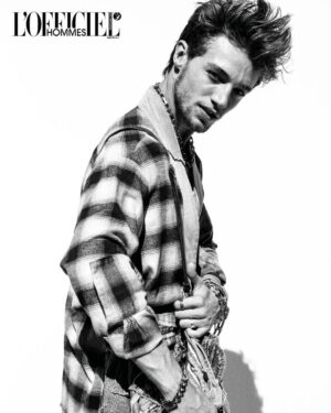 Zane Carter Instagram - Thank you L’OFFICIEL for the interview. I’m beyond grateful and proud of everyone involved. Been such a blessing to be able to share my passion and journey with you all

Talent @zaneecarter 
Photographer @photographermitchell 
Photographer @helloian.photo color images 
Stylist @kimberlyygoodnight 
Style assistant @t_hobbies
Grooming @thesonialee @exclusiveartists 

Look 1
Necklace @louisvuitton 
Shirt @kindomshop 
Bracelet @crystole_jewels 

Look 2
Shirt, jean and bag @greglauren 
Necklace @louisvuitton 
Bracelet @crystole_jewels