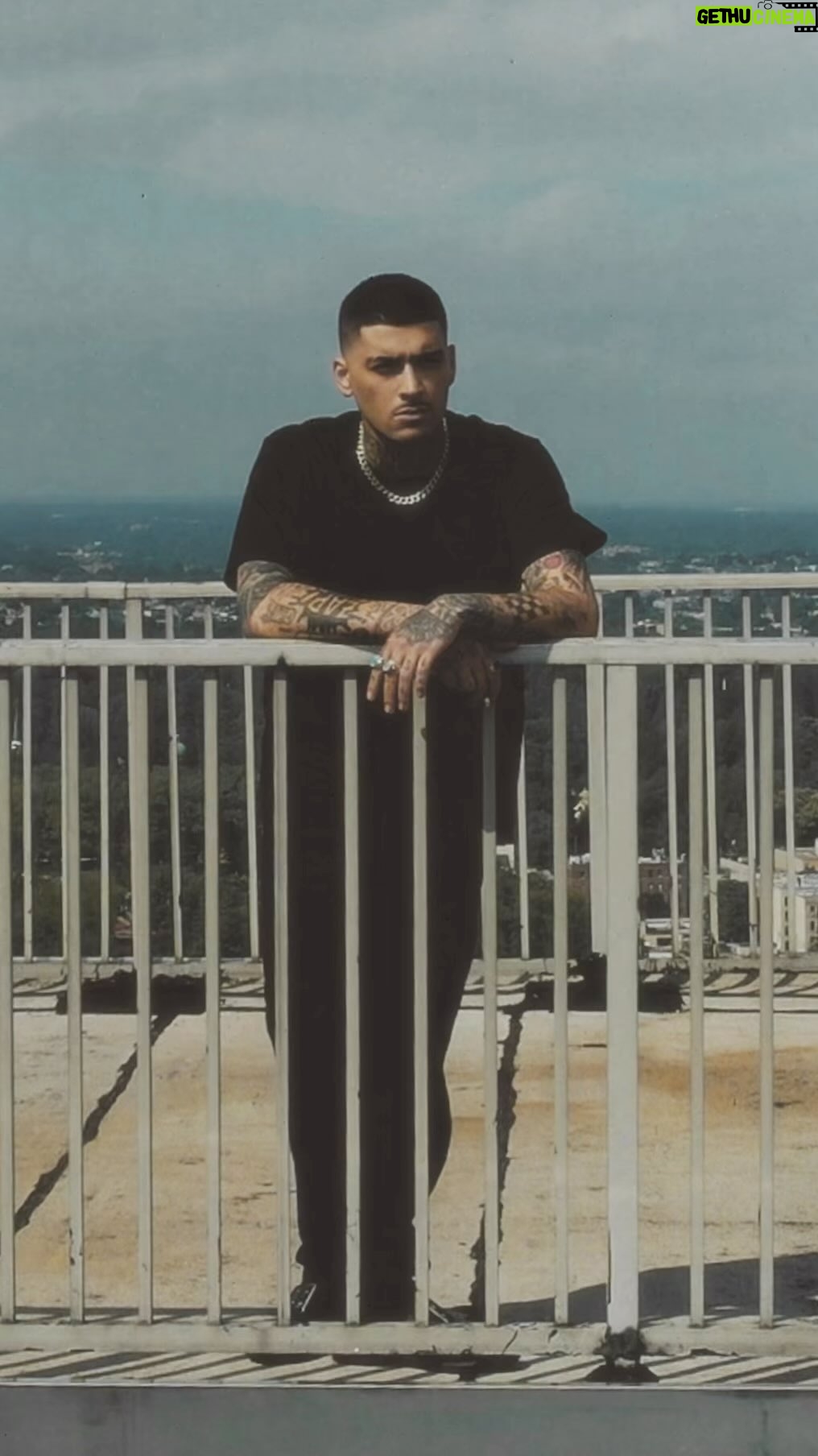 Zayn Malik - 4 Million Likes -