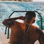 Zayn Malik Instagram - Proud to unveil my latest venture, @Mixoloshe. A blend of passion, craft, and joy. Now available at mixoloshe.com [in bio] and at Walmart stores near you & online!