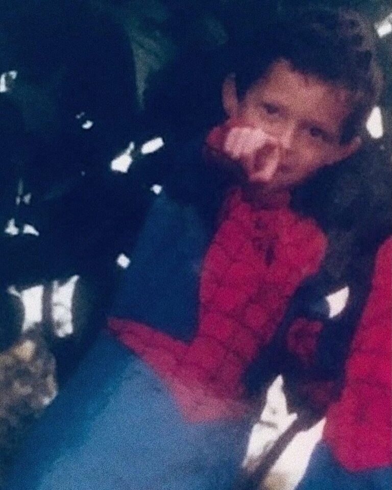 Zendaya Instagram - My Spider-Man, I’m so proud of you, some things never change and good thing♥️ @tomholland2013