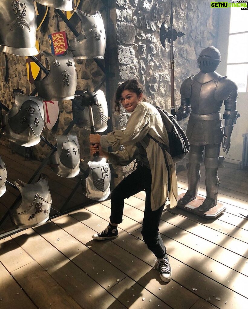 Zendaya Instagram - This is me, feeling very badass with my mace. Spider-Man: Far From Home is out now!!! Hope you have fun, and remember to try not to spoil stuff lol🕷