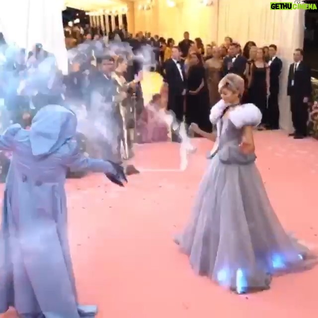 Zendaya Instagram - Thank you to my Fairy Godbrutha for a fairytale ending to my Disney days.