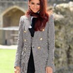 Zendaya Instagram – Not a bad backdrop 🇬🇧