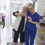 Zerrin Sümer Instagram - Hani ne derler kuş gibi hafifledim dans edebilirim , işte öyleyim şimdi . İstanbul’dan gitmeden batıklarımla uğraştı Çiğdem Hnm , ve ayaklarım sağlığına kavuştu . Bu gün bakıma geldim . Tavsiye ederim problemli ayaklar için Bostancı’da bahçeler arası sokaktadır kendisi. Hassas hijyenik profesyonel güler yüzle karşılanırsınız . Teşekkürler Çiğdem Hnm , “Çiğdemcim”hemşerim Sinoplum .👍💙🌺😘😘