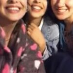 Zerrin Sümer Instagram – Ceren İlayda Yağmur can kızlarım çok mutlu ettiniz beni . Son dakikada  fotoğrafınızı  çektim  ya  sonra aklıma geldi niye videoya almadım  diye . Çok güzeldiniz yine canlarım .Ben de seviyorum sizi .❤️❤️❤️😘😘😘