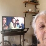 Zerrin Sümer Instagram – Güneşli güzel bir pazar gününde selamlar . Yarın Yeni bölüm saat 20:00 de ÖMER . Ekran başında buluşalım . Sağlıkla kalın hoşçakalın .🙏🌺🌸🌼