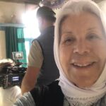 Zerrin Sümer Instagram – An itibarıyla “Gül Masalı” set  halleri  01:29  İyi geceler .
