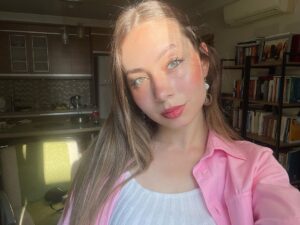 Zeynep Bostancı Instagram - 🩷🌸🌺💕