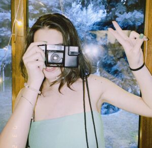 Zeynep Bostancı Instagram - sheeeesh 🤪