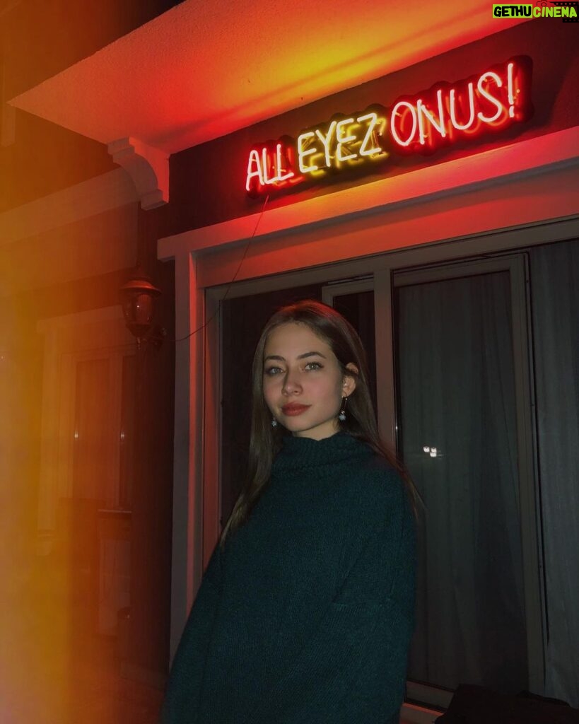 Zeynep Bostancı Instagram - all eyez on us! ⚡️ Göktürk, Istanbul, Turkey