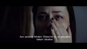 Zeynep Bostancı Instagram - Kadınların uğradığı fiziksel ve ruhsal şiddeti ele alan, Yiğit Sarı’nın yazıp yönettiği Bu Son Olsun adlı kısa film yayında 🤍