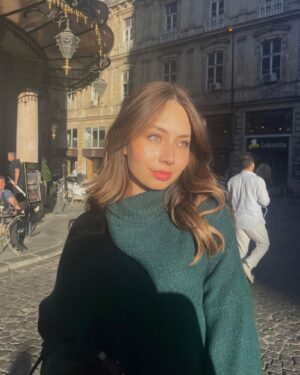 Zeynep Bostancı Instagram - capturing karaköy 📸