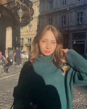 Zeynep Bostancı Instagram - capturing karaköy 📸