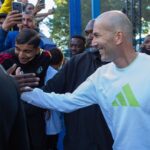 Zinedine Zidane Instagram - Revenir sur le Playground pour fêter le football ensemble. Merci Saint-Denis ! #GrandParisFinale @adidasfootball Saint-Denis, Seine-Saint-Denis