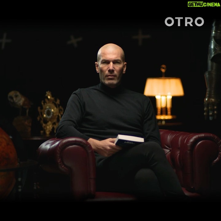 Zinedine Zidane Instagram - An exciting first year with @OTRO, more to come in 2020... 😉👍🏻⚽️