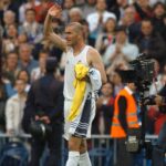 Zinedine Zidane Instagram - Inolvidable. 7 de mayo de 2006. La última vez que jugué como jugador del Real Madrid en el mejor estadio del mundo, el Bernabéu. Estadio Santiago Bernabéu