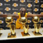Zinedine Zidane Instagram - Kobe Bryant. Tu as été un exemple pour ma famille et moi, tout comme pour des millions de personnes à travers le monde. Les légendes sont éternelles. Toutes mes pensées les plus profondes pour la famille Bryant. RIP Gianna and Kobe.
