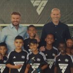 Zinedine Zidane Instagram – Je suis très heureux de rejoindre le programme #EASPORTSFC FUTURES ! L’objectif est de faciliter l’accès à des terrains pour la pratique du football au plus grand nombre d’enfants. 
Une première étape a été franchie dans mon centre @Z5sport. 
Un grand merci à @easportfifa et à mon ami @davidbeckham de m’avoir accompagné pour une première session d’entrainement avec les enfants de mon quartier d’enfance de la Castellane à Marseille…. A suivre…

I’m happy to join #EASPORTSFC FUTURES as an Ambassador to give access to a larger number of kids to high-quality pitches, to play and practice football through a program in grassroots community football with @easportsfifa . Big thank you to my friend @davidbeckham who joined me for a special community training session @Z5sport in Aix-en-Provence with the kids from my childhood neighborhood In Marseille, La Castellane.