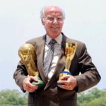 Zinedine Zidane Instagram - Mr Zagallo, uma lenda. ⚽️, 🇧🇷 RIP