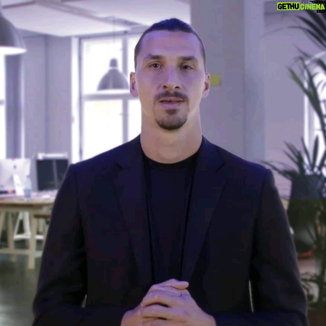 Zlatan Ibrahimović Instagram - Buoni propositi per il 2023? Credi in te stesso, ma prima in Zlatan. Success is a state of #mind. @mindthegum_italia