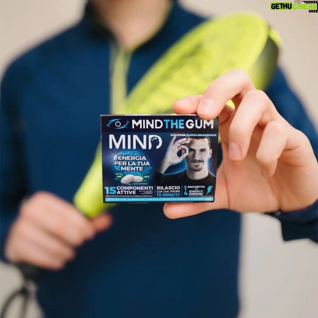 Zlatan Ibrahimović Instagram - Concentrazione. Reattività. Mind the #Padel con @mindthegum_italia