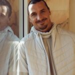 Zlatan Ibrahimović Instagram - Watch out @janefonda I'm coming for your workout crown! @hm_move #HMmove #HoweverYouMove