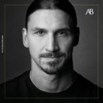 Zlatan Ibrahimović Instagram - Det här är inte ett evangelium utan en 40-årig mans dagbok. En man som gör upp med sitt förflutna och ser framtiden rakt i ögonen som om den vore ännu en motståndare att möta i närkamp. Du hittar den där du köper dina böcker – online eller i bokhandeln