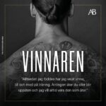 Zlatan Ibrahimović Instagram - Det här är inte ett evangelium utan en 40-årig mans dagbok. En man som gör upp med sitt förflutna och ser framtiden rakt i ögonen som om den vore ännu en motståndare att möta i närkamp. Du hittar den där du köper dina böcker – online eller i bokhandeln