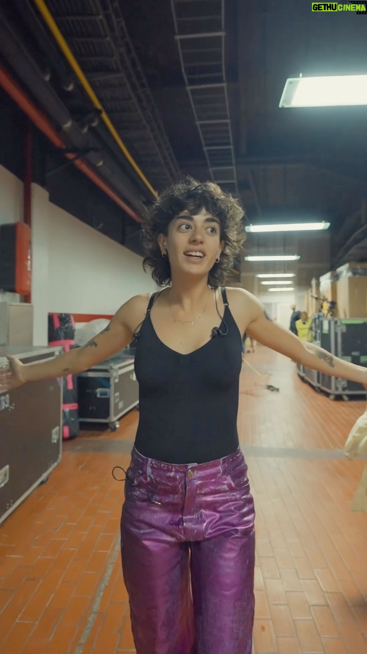 Zoe Gotusso - 43K Likes - ESTA AVENTURA JUNTO A @coldplay ME ESTA DEJANDO MUCHO APRENDIZAJE, AHORA ME SIENTO A FLOR D PIEL Y MAÑANA TENEMOS LUNA LLENA
GRACIAS POR SER PARTE DE ESTA CAMINO!!!!
📹 x @dfallaccess