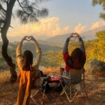 Zoya Afroz Instagram - Just two princesses on a picnic 🧺☕️💖⛰️🫶🏼✨ Kangra valley
