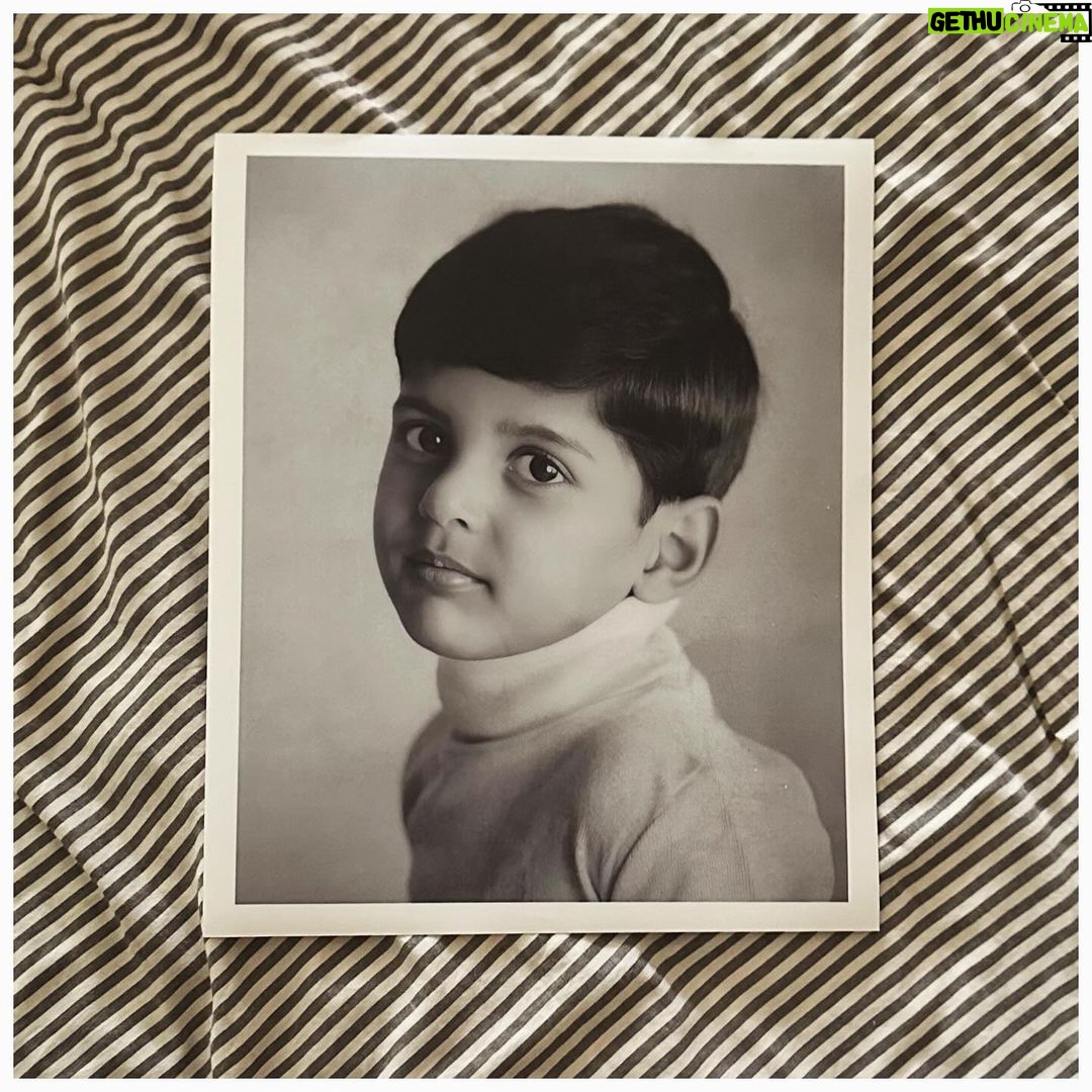 Zoya Akhtar - 10K Likes - Happy Birthday Farhan ♥️ #foreveryoung #healthandhappiness #wealthandwellness #loveandlaughter And me 😊